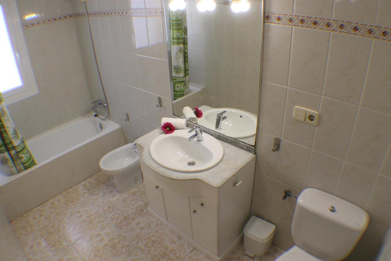 Agi La Pinta Apartment Roses Exterior photo